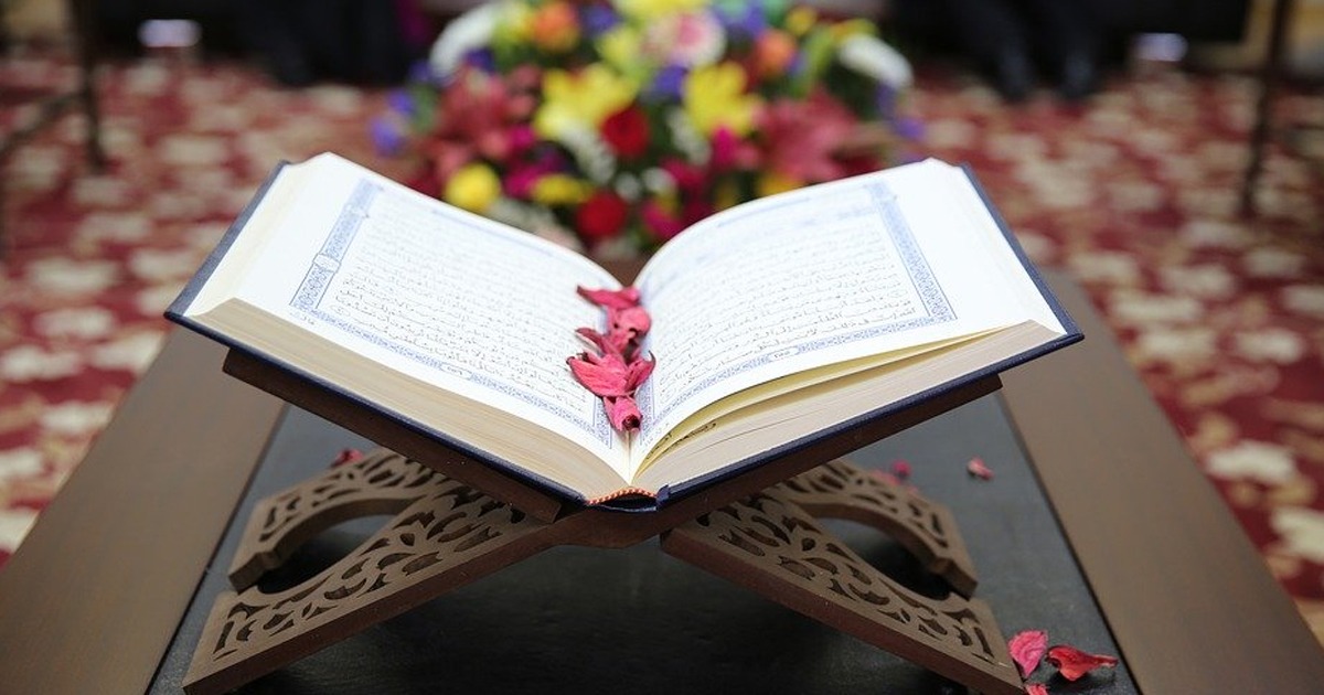 Norway Muslims Hand Out Koran