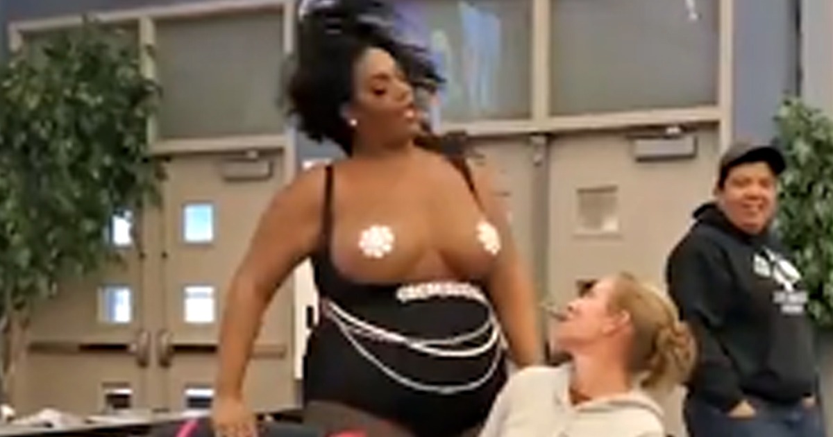 Seattle Overweight Trans Stripper