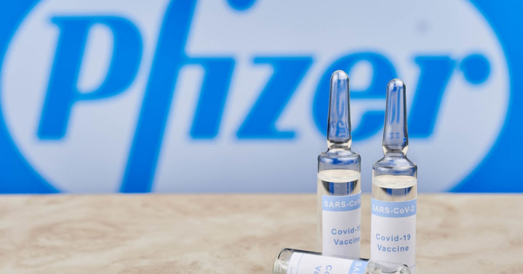 Ein neuer Bericht hat festgestellt, dass der Pfizer-Impfstoff Alzheimer und andere Erkrankungen verursachen kann