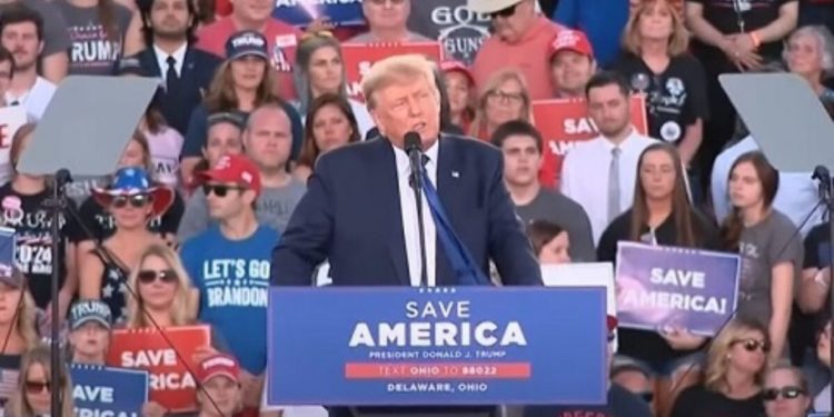 ‘Taking Orders from the Easter Bunny’: Trump Roasts Biden at Ohio Rally